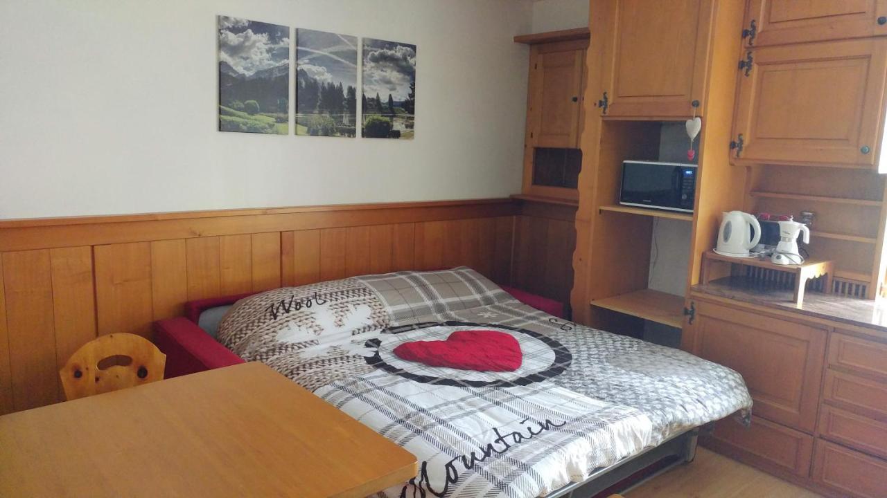 Casa Vacanze Miramonti - Appartamento Con Balcone Con Vista Sulle Dolomiti 博尔查迪卡多尔 外观 照片